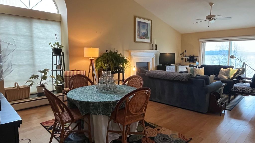 Image 13 of property listing at 22 Northshore Drive, Burlington, VT 05408
