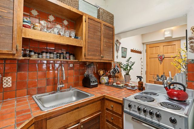 625 Don Felix Street B, Santa Fe, NM 87501