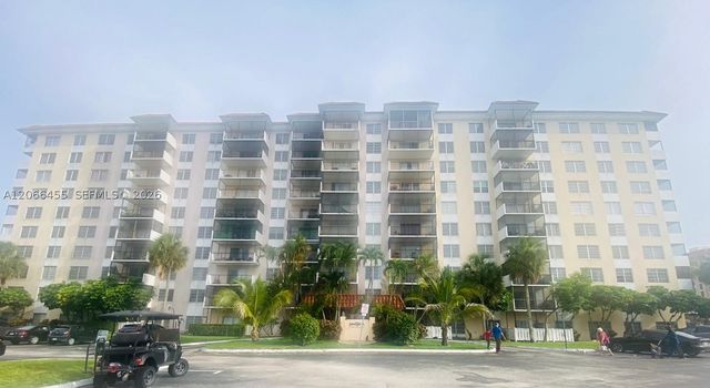 4164 Inverrary Dr 415, Lauderhill, FL 33319