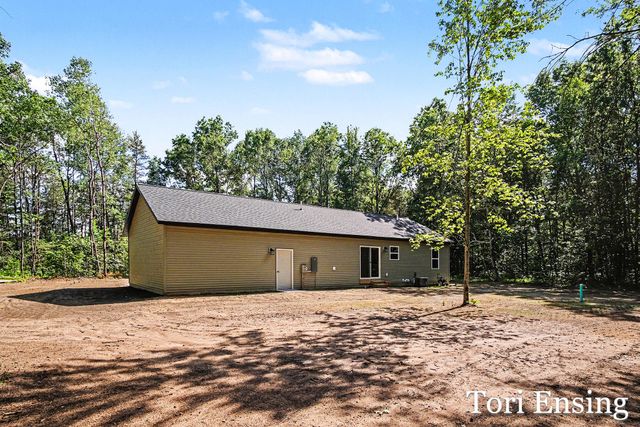 19828 Yankee Road, Reynolds Twp, MI 49329