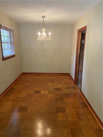 950 Emelda Drive, Mobile, AL 36606
