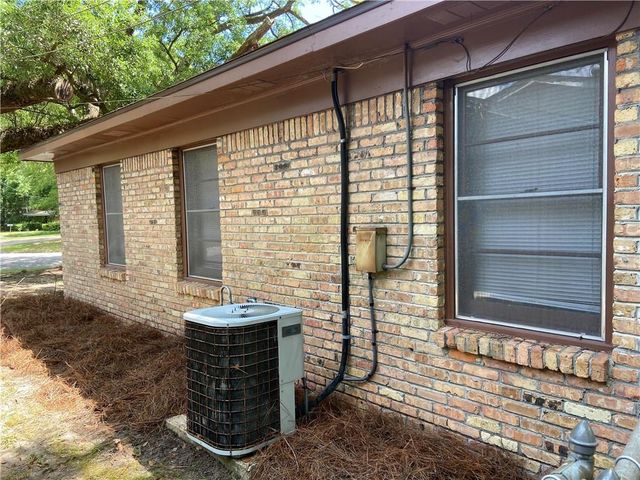 950 Emelda Drive, Mobile, AL 36606