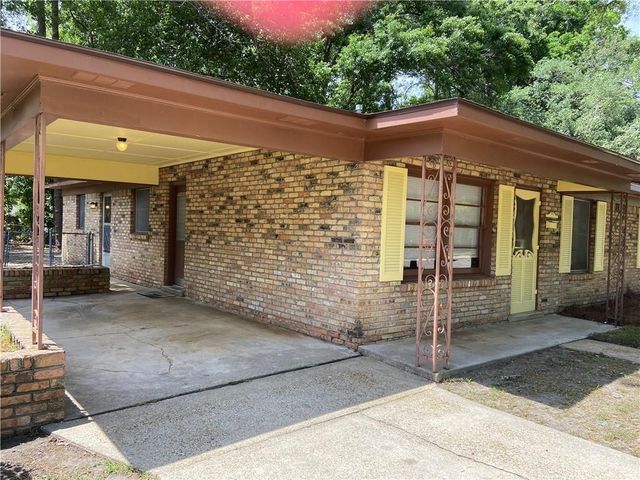 950 Emelda Drive, Mobile, AL 36606