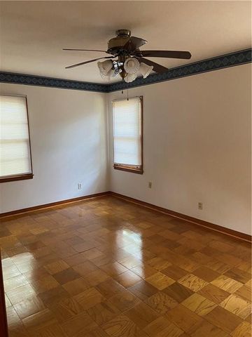 950 Emelda Drive, Mobile, AL 36606