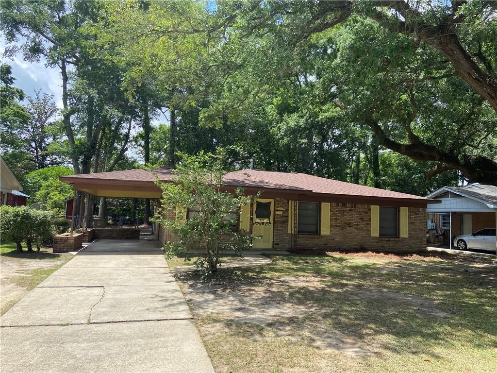 950 Emelda Drive, Mobile, AL 36606