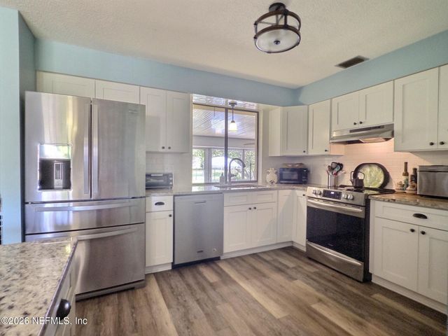 34 FELTER Lane, Palm Coast, FL 32137
