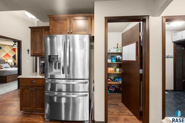 610 Emmett Trl Trail, Harrisburg, SD 57032