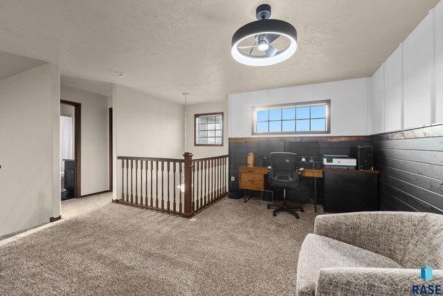 610 Emmett Trl Trail, Harrisburg, SD 57032