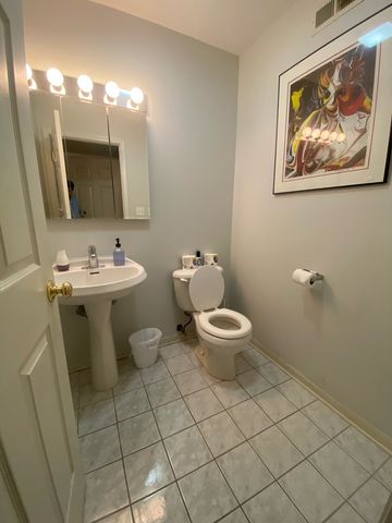 4030 N Pulaski Road A, Chicago, IL 60641