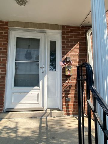 4030 N Pulaski Road A, Chicago, IL 60641