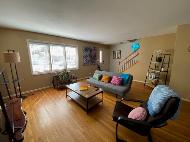 4030 N Pulaski Road A, Chicago, IL 60641