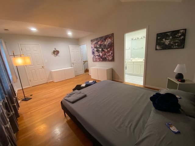 4030 N Pulaski Road A, Chicago, IL 60641