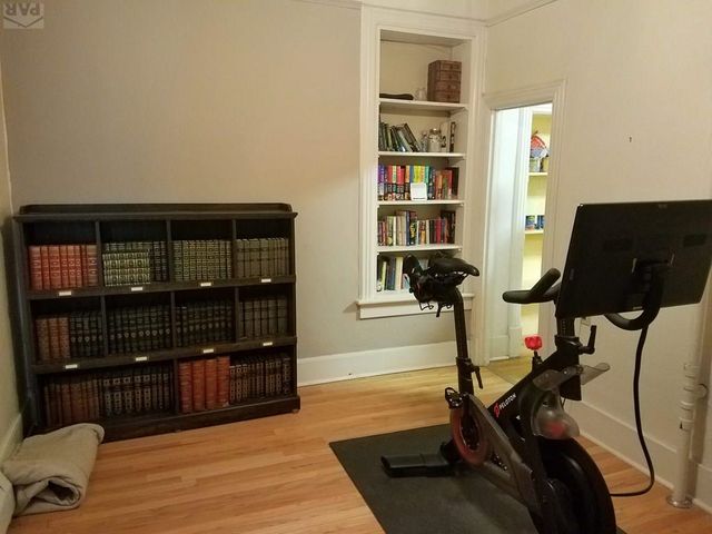 230 E 6th St, Walsenburg, CO 81089