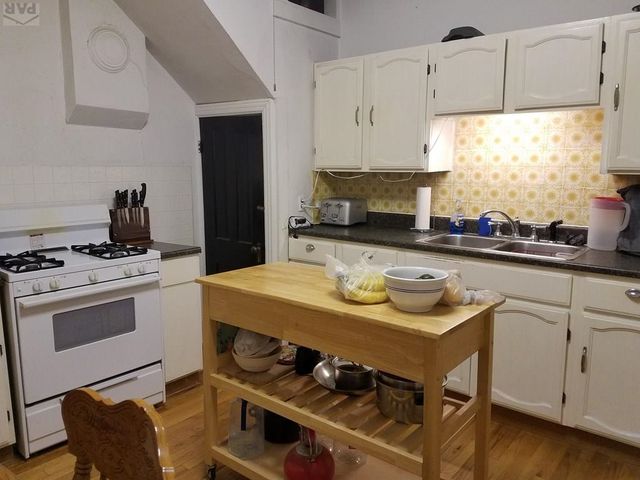 230 E 6th St, Walsenburg, CO 81089