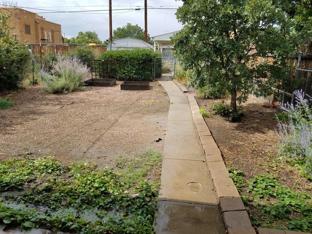 230 E 6th St, Walsenburg, CO 81089