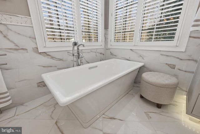 25 GASSAWAY LN, Edgewater, MD 21037