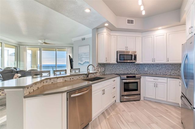 1170 GULF BOULEVARD 2203, Clearwater Beach, FL 33767