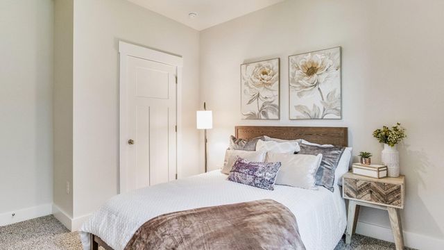 8073 Fir Tree Drive, Milton, FL 32583