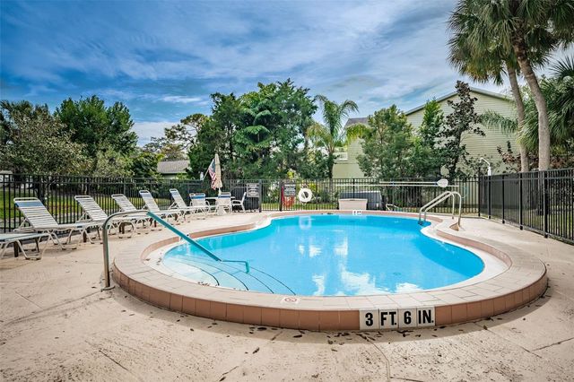 203 TARPON POINT 203, Tarpon Springs, FL 34689