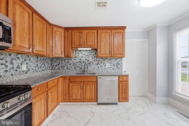 249 HEISTAND RD, York, PA 17402
