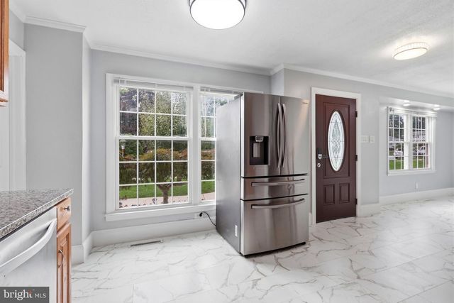 249 HEISTAND RD, York, PA 17402