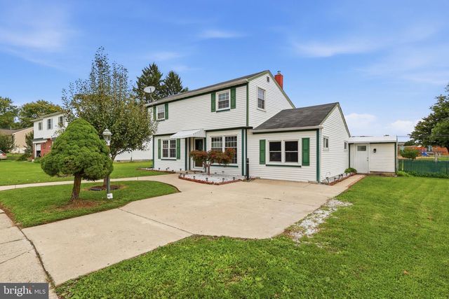 249 HEISTAND RD, York, PA 17402