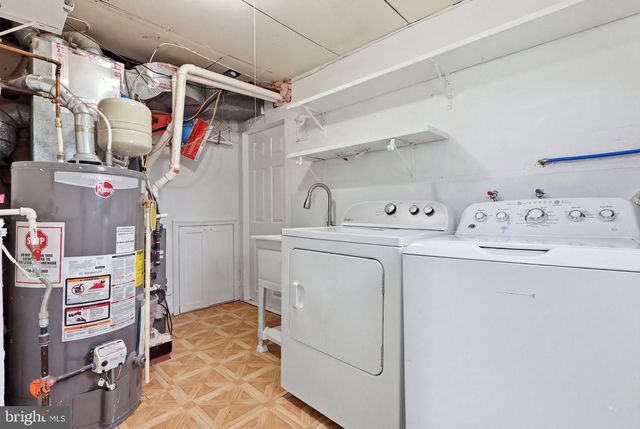 249 HEISTAND RD, York, PA 17402