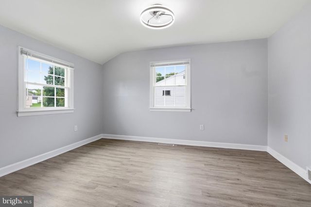 249 HEISTAND RD, York, PA 17402