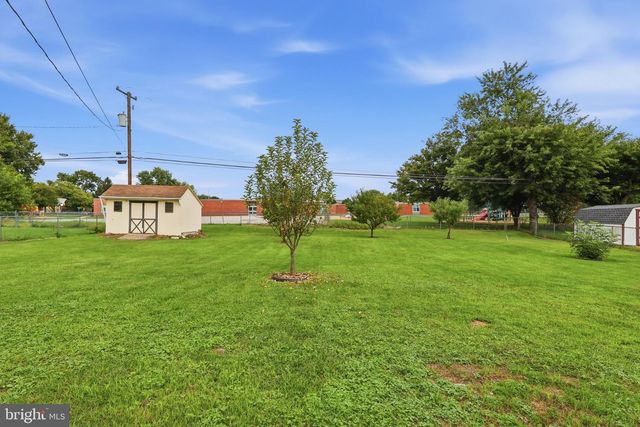 249 HEISTAND RD, York, PA 17402