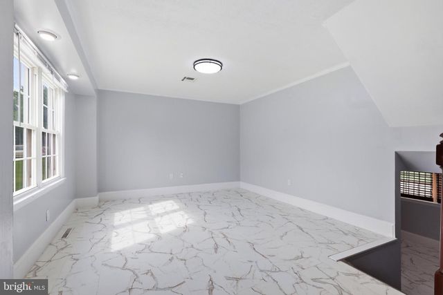 249 HEISTAND RD, York, PA 17402