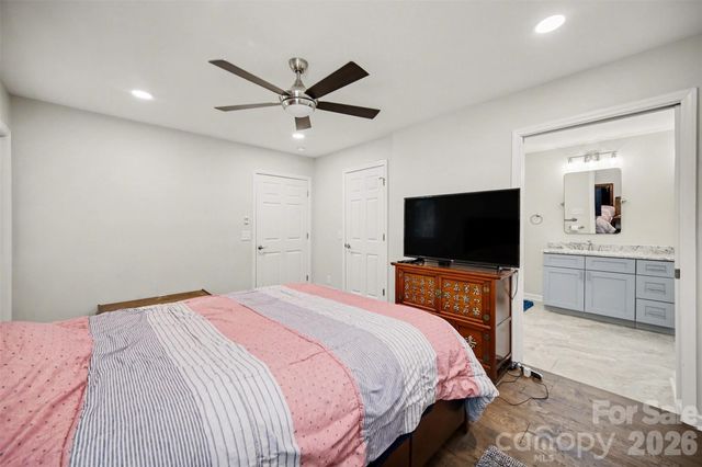 1625 Kiawah Court, Gastonia, NC 28056