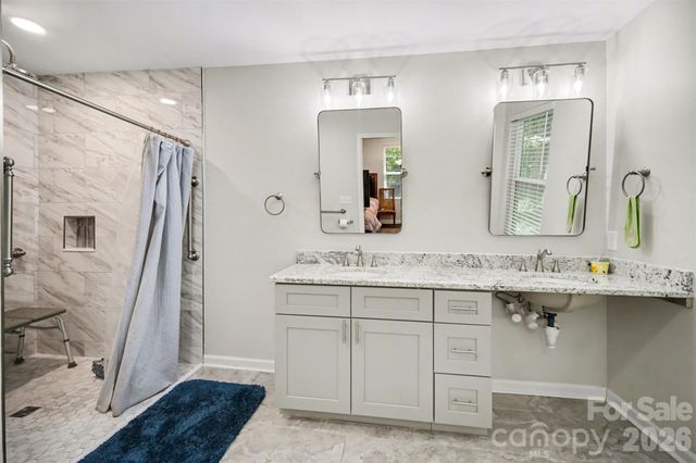 1625 Kiawah Court, Gastonia, NC 28056