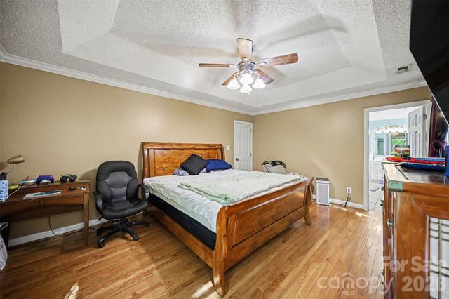 1625 Kiawah Court, Gastonia, NC 28056