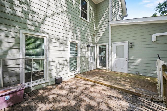 1625 Kiawah Court, Gastonia, NC 28056