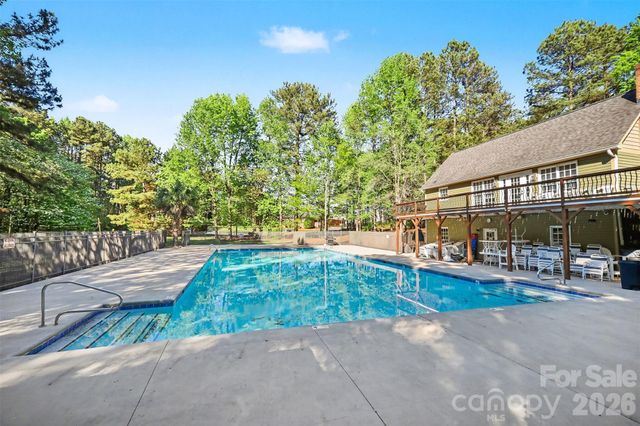 1625 Kiawah Court, Gastonia, NC 28056