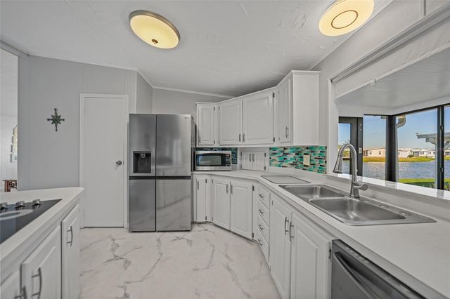 495 SCHOONER STREET, North Port, FL 34287