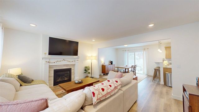 803 Parkwood Drive, Greenville, MI 48838