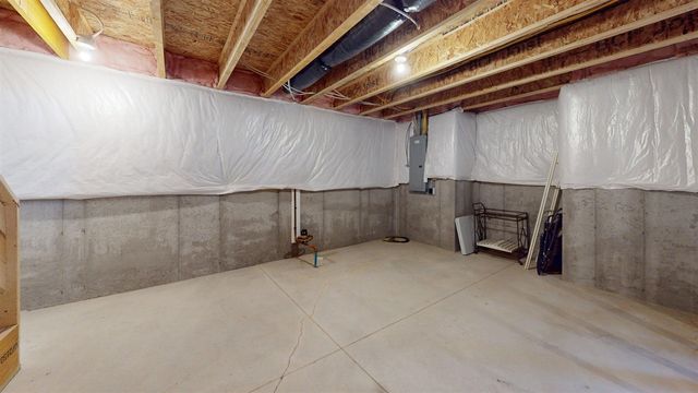 803 Parkwood Drive, Greenville, MI 48838