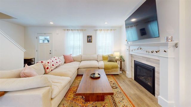 803 Parkwood Drive, Greenville, MI 48838