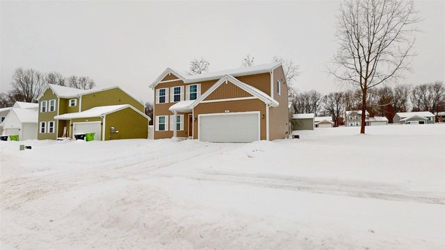 803 Parkwood Drive, Greenville, MI 48838