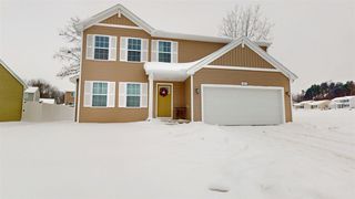 803 Parkwood Drive, Greenville, MI 48838