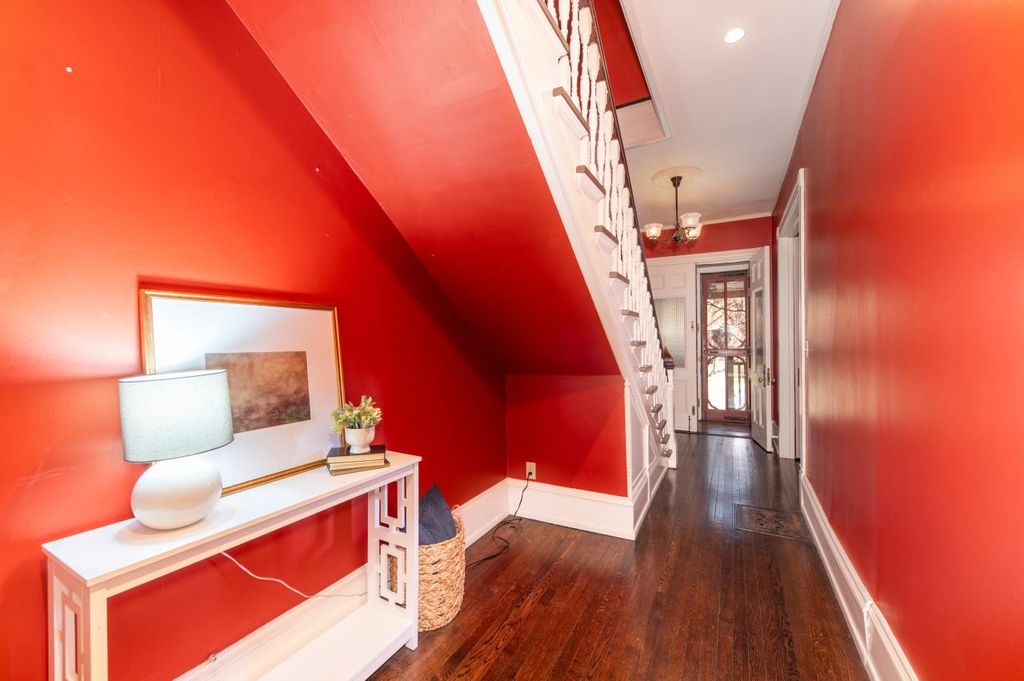 property-img