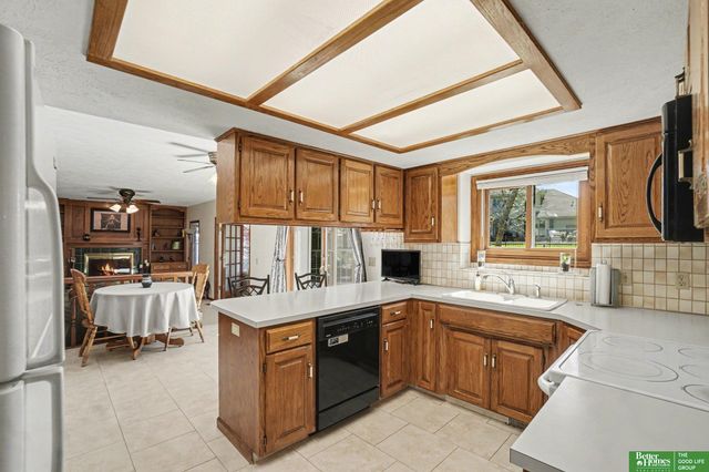 2410 N 134 Street, Omaha, NE 68164