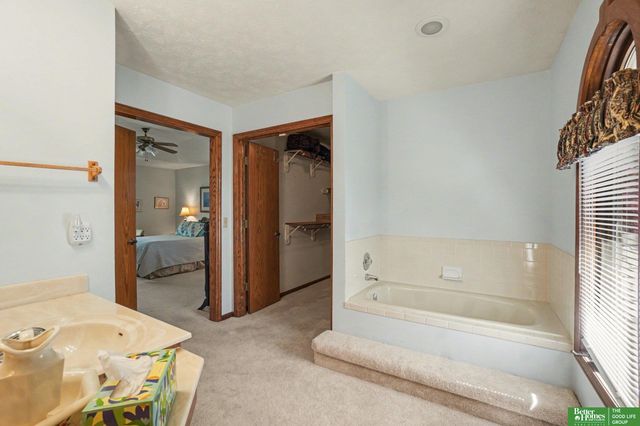 2410 N 134 Street, Omaha, NE 68164