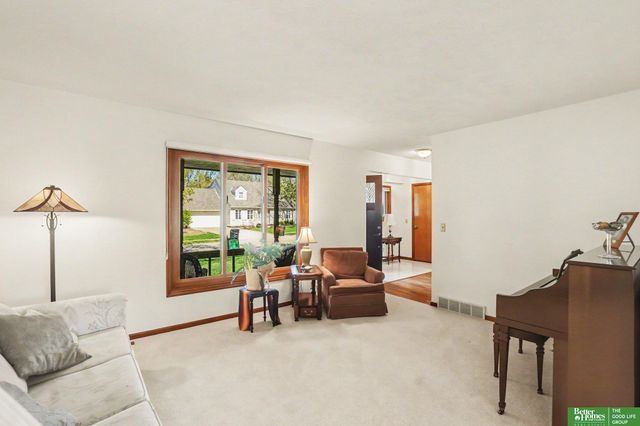 2410 N 134 Street, Omaha, NE 68164