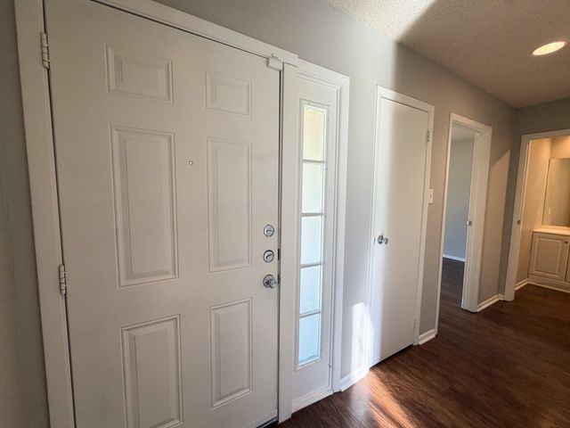 615 Lost Springs Court C, Arlington, TX 76012
