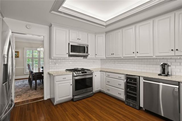 16 Ivy Chase NE, Atlanta, GA 30342