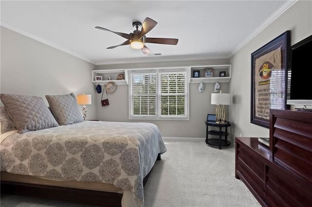 16 Ivy Chase NE, Atlanta, GA 30342