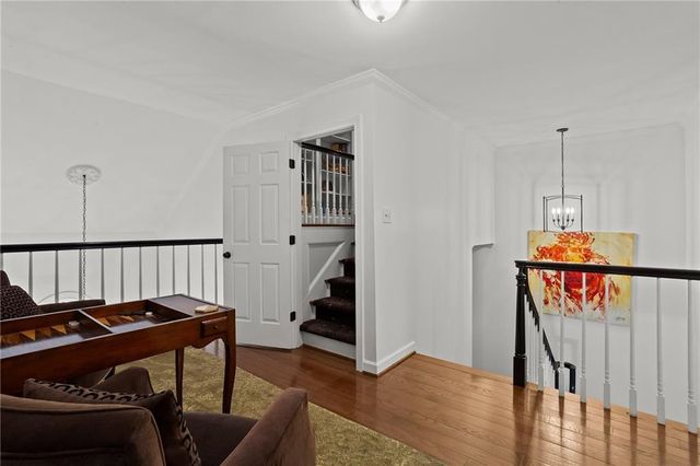 16 Ivy Chase NE, Atlanta, GA 30342