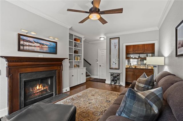 16 Ivy Chase NE, Atlanta, GA 30342